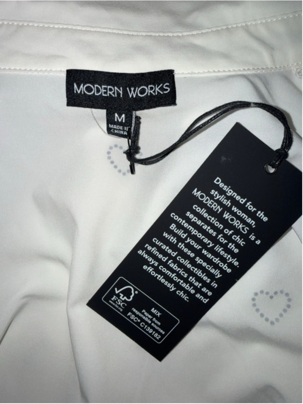 ✨ NWT Modern Works Rhinestone Heart Button Down Blouse ✨ - Picture 3 of 4